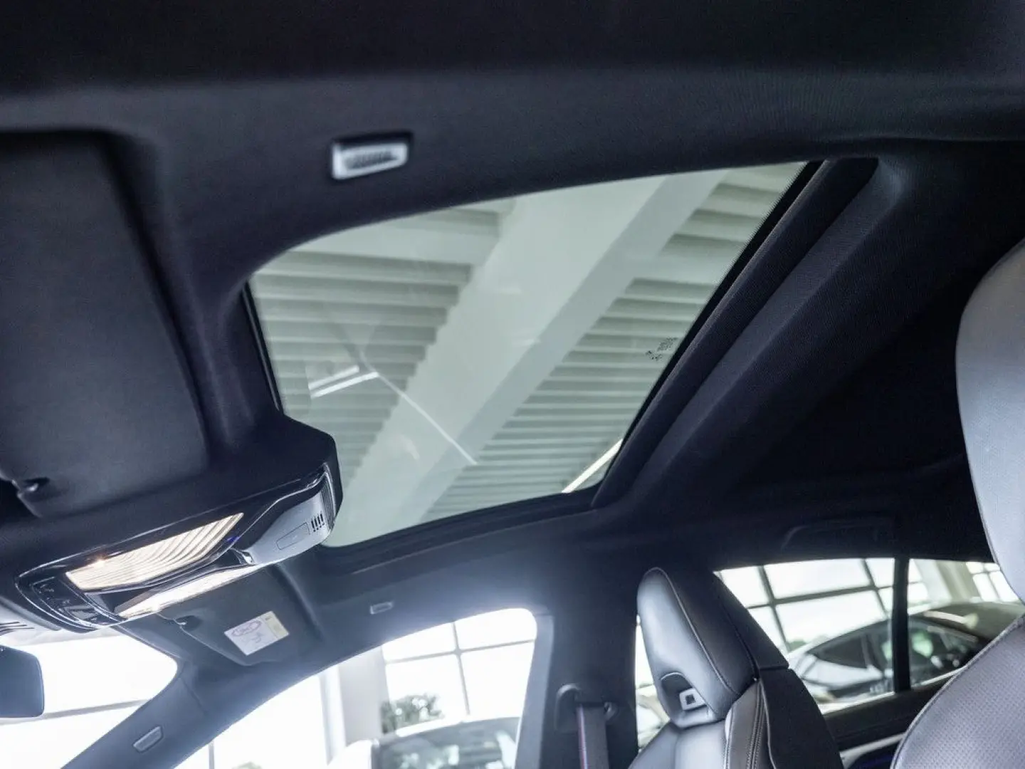 850i Gran Coupe xDrive FACEL. LED 360° HUD PANO