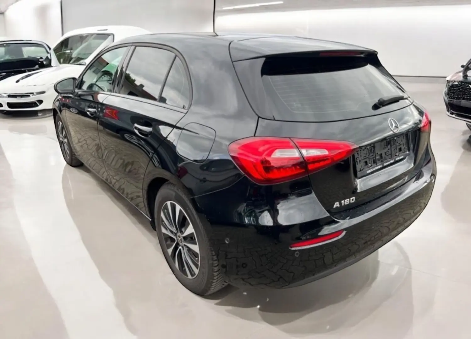 A 180 Teilleder Navi Sitzheizung PDC Tempomat