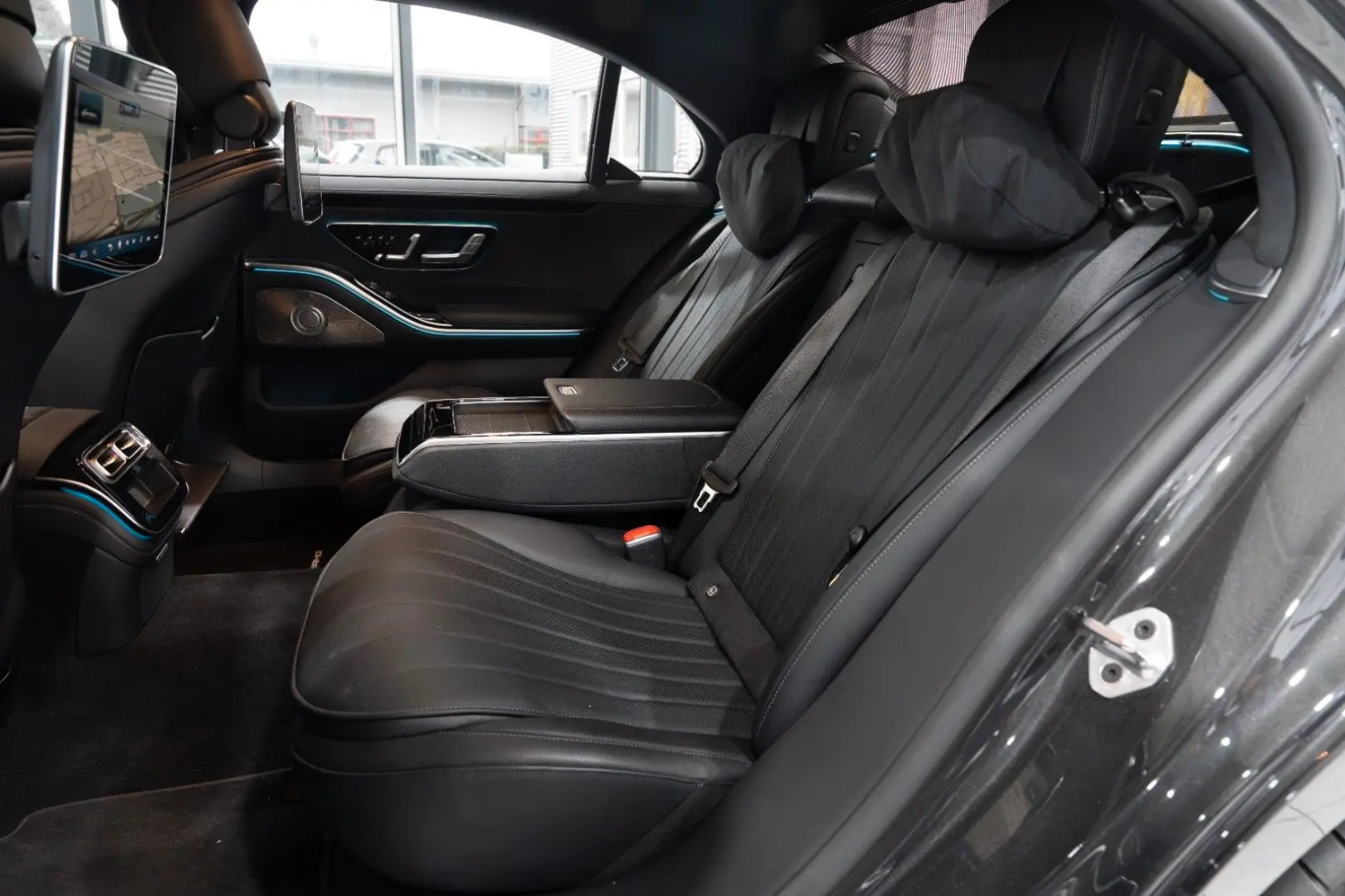 S 500 4M L*AMG-LINE*CHAUFFEUR-PAK*FOND-ENT*NIGHT