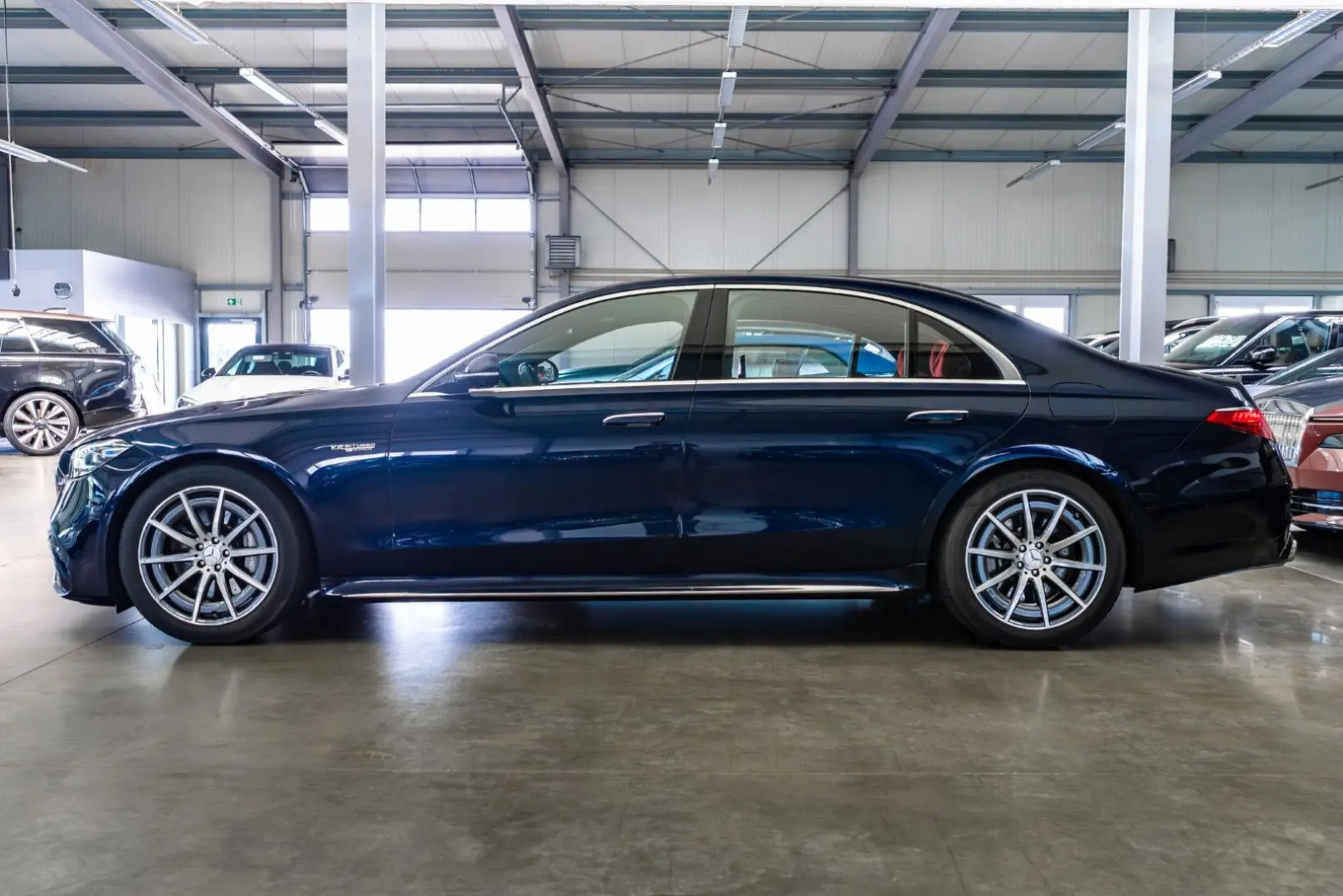 S 63 AMG e 4M Perf / Red Interior / Carbon