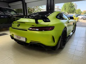 Mercedes-Benz AMG GT R Roadster