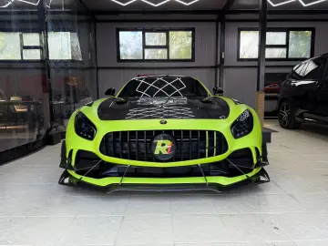 Mercedes-Benz AMG GT R Roadster