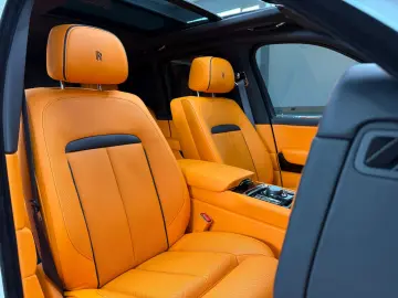 ROLLS ROYCE CULLINAN MANDARIN