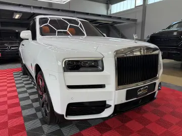 ROLLS ROYCE CULLINAN MANDARIN