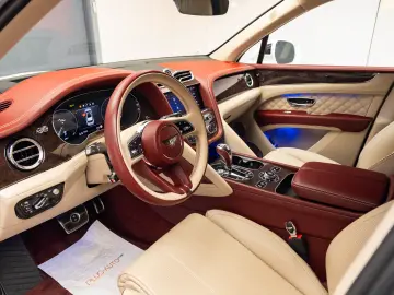 Bentley Bentayga V8 First Edition 4 Seats