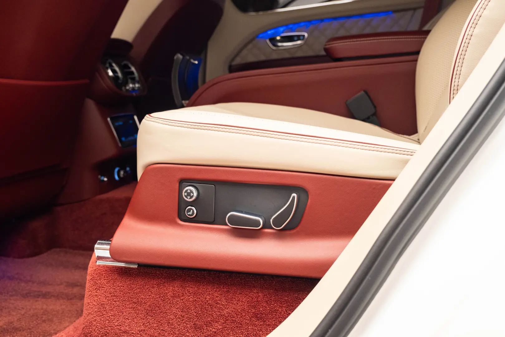 Bentley Bentayga V8 First Edition 4 Seats