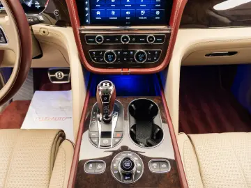 Bentley Bentayga V8 First Edition 4 Seats