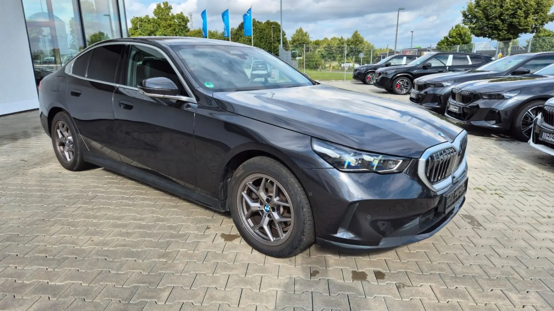 BMW 520i Limousine Sitzklima 360° HUD HiFi LEASING