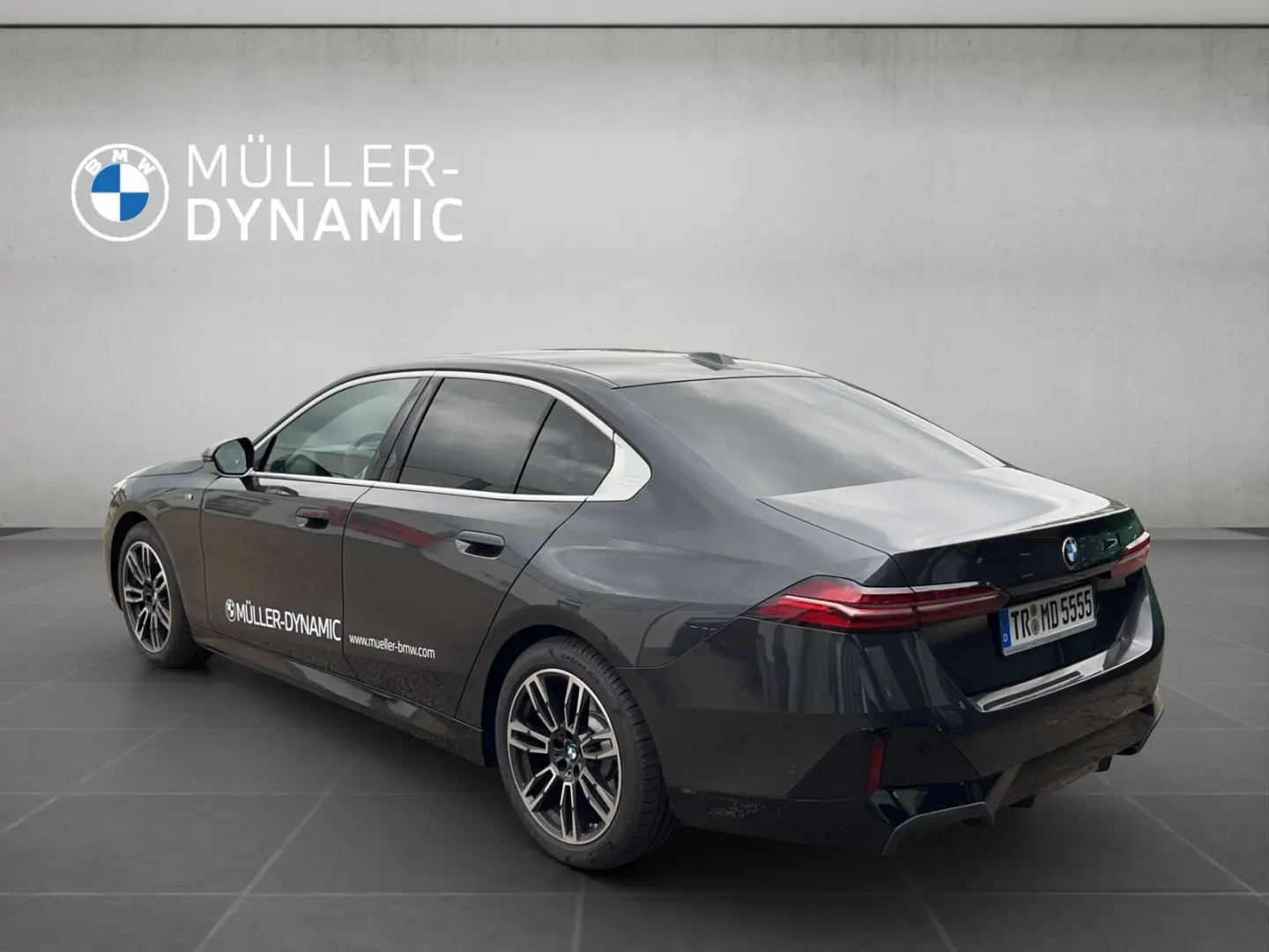 BMW 520i LIMOUSINE M SPORT LED LEASING