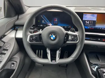 BMW 520i LIMOUSINE M SPORT LED LEASING