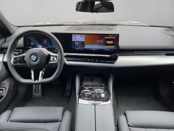 BMW 520i LIMOUSINE M SPORT LED LEASING