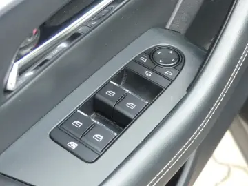 CX-60 2.5L e-Skyactiv PHEV HOMURA CON-P DRI-P CO