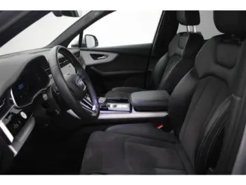 Q7 55 TFSI e quattro S line Matrix/Sitzhzg v+h/A