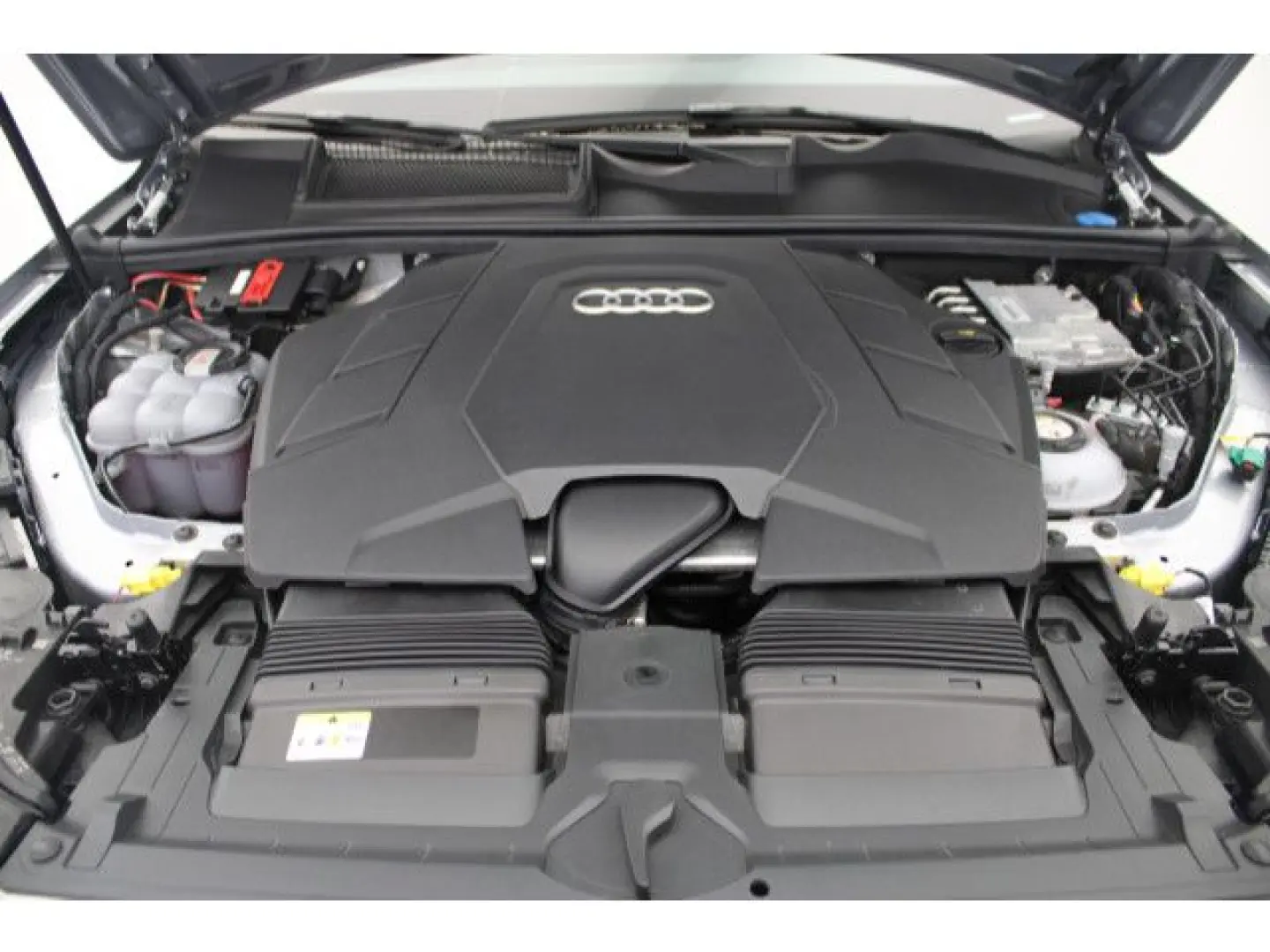 Q7 55 TFSI e quattro S line Matrix/Sitzhzg v+h/A