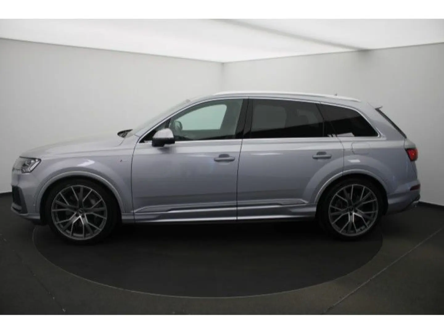 Q7 55 TFSI e quattro S line Matrix/Sitzhzg v+h/A