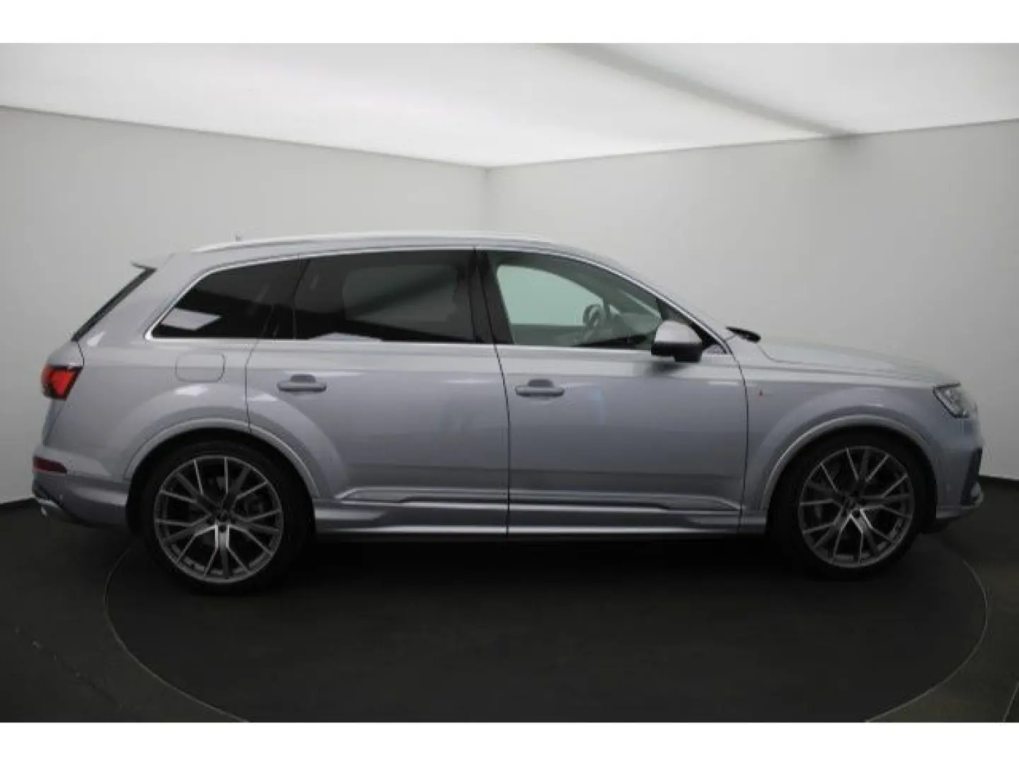 Q7 55 TFSI e quattro S line Matrix/Sitzhzg v+h/A