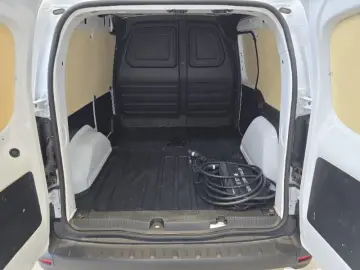 RENAULT KANGOO L1 22 kW EV44