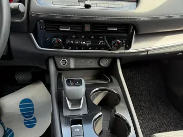 X-Trail N-Connecta 7 Sitze Navi 360° LED Apple D