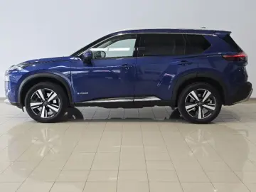 NISSAN X-TRAIL e4ORCE 211CP 4WD 7 locuri Tekna