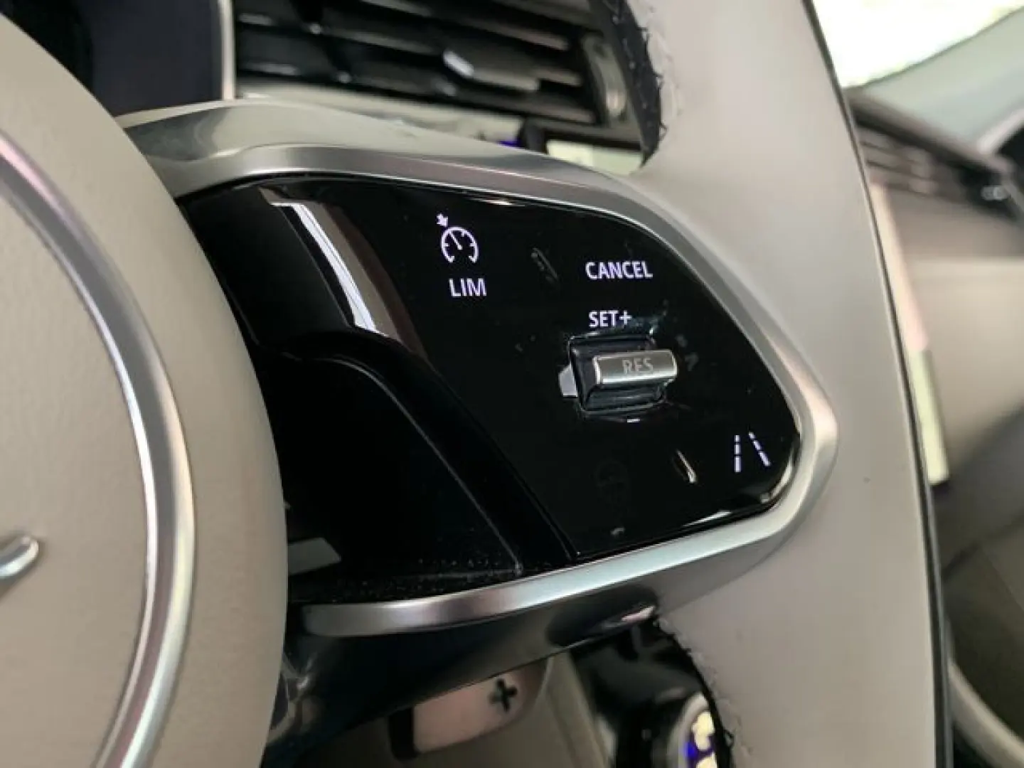 F-PACE AWD 3.0 360°KAMERA+LED+SHZ+DAB+SPURHALTE