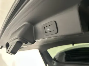F-Pace P550 AWD SVR
