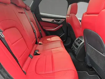 F-Pace D300 R-Dynamic SE