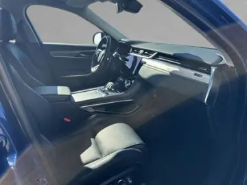 F-Pace Diesel D200 AWD SE/ Black Pack/ AHK