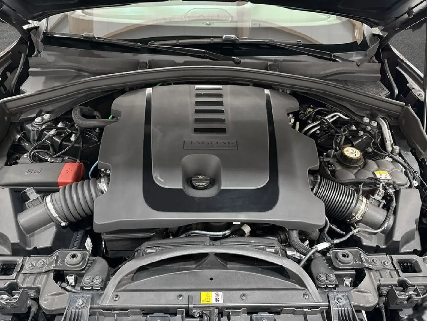 F-Pace D300 AWD R-Dynamic SE