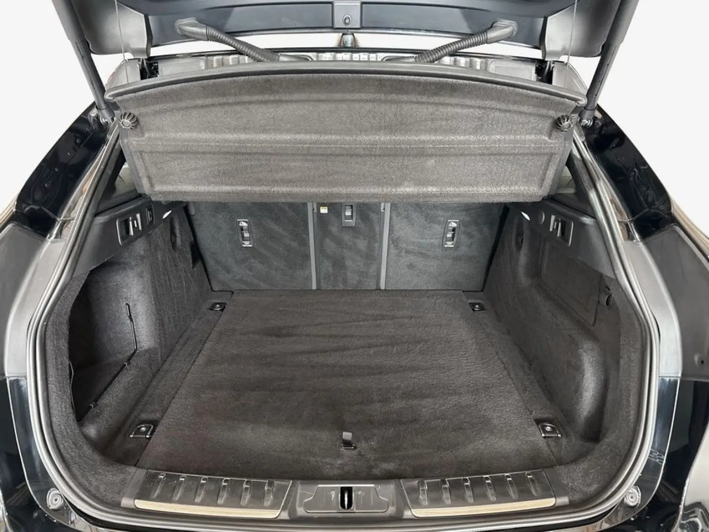 F-Pace D300 AWD R-Dynamic SE