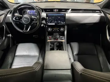 F-PACE R-Dynamic SE AWD/D300/PANO/APPLE/MEMORY/