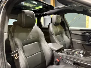F-PACE R-Dynamic SE AWD/D300/PANO/APPLE/MEMORY/