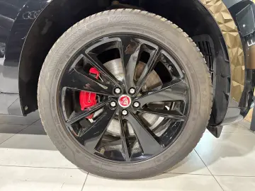 F-PACE R-Dynamic SE AWD/D300/PANO/APPLE/MEMORY/