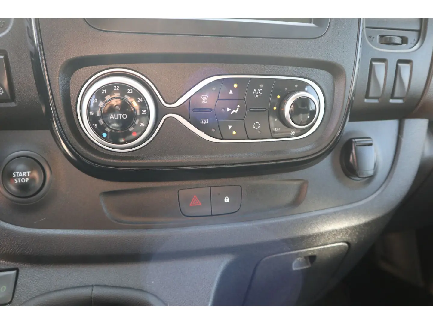 Talento L2H1 1,2t SX Navi Tempo PDC R-Kamera