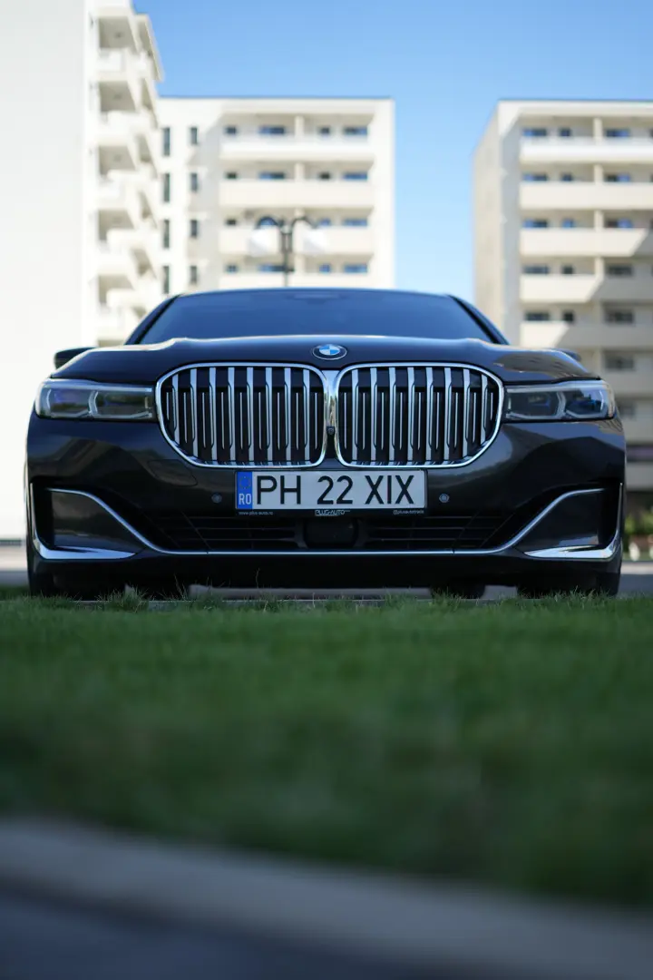 BMW 740