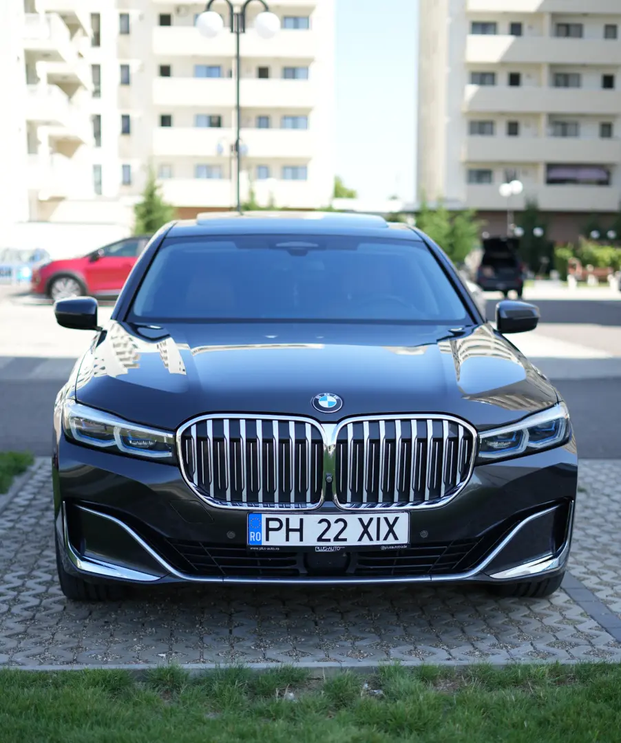BMW 740
