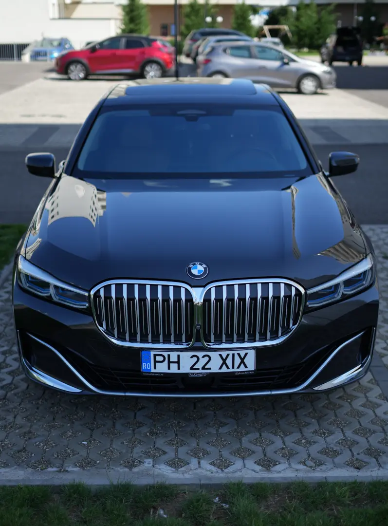 BMW 740