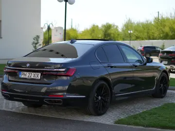 BMW 740