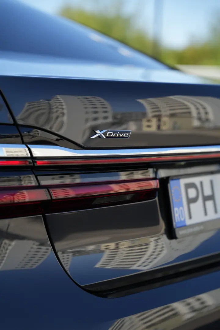 BMW 740