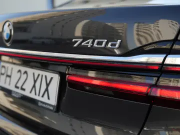 BMW 740