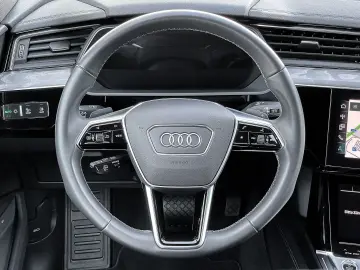 Q8 Sportback 50 S line HuD,Matrix,Optikp. e-tron