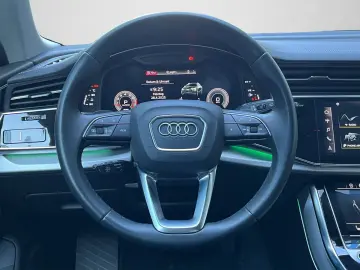 Q8 55 TFSI quattro 250(340) kW(PS) tiptronic