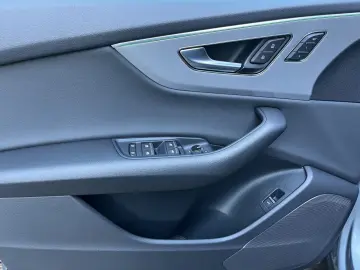 Q8 55 TFSI quattro 250(340) kW(PS) tiptronic
