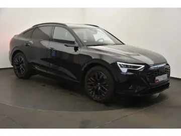 Q8 Sportback 55 e-tron quattro S line
