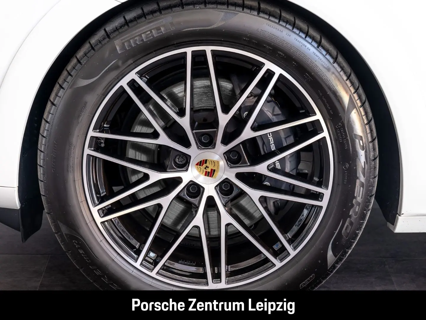 Cayenne E-Hybrid Coupe SportDesign ACC Bose 18We