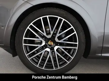 Cayenne E-Hybrid/ Inno-Drive/ Burmester/ Sport D