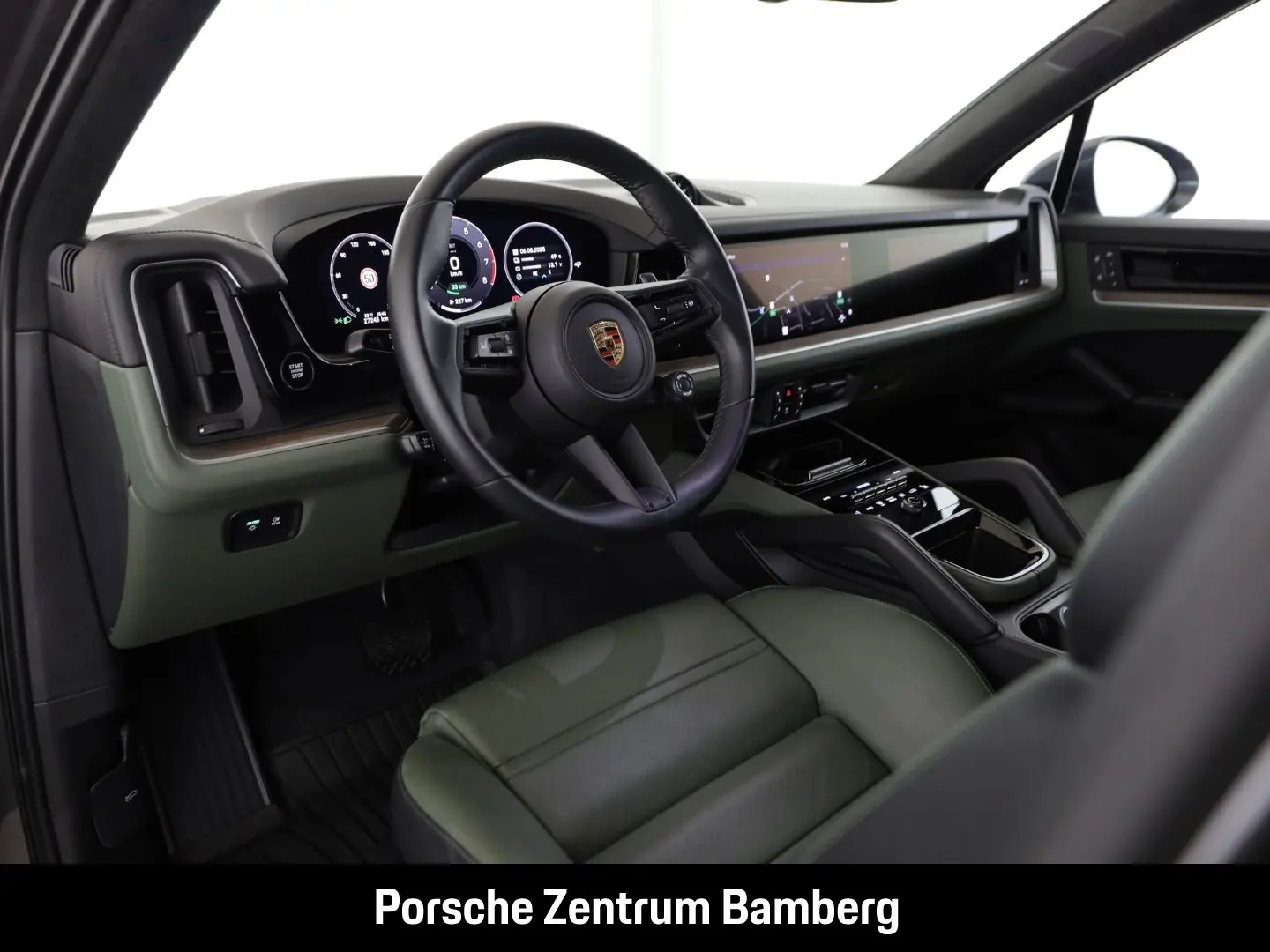 Cayenne E-Hybrid/ Inno-Drive/ Burmester/ Sport D