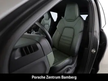 Cayenne E-Hybrid/ Inno-Drive/ Burmester/ Sport D