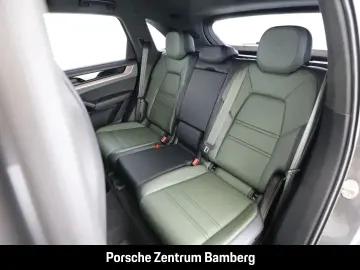 Cayenne E-Hybrid/ Inno-Drive/ Burmester/ Sport D