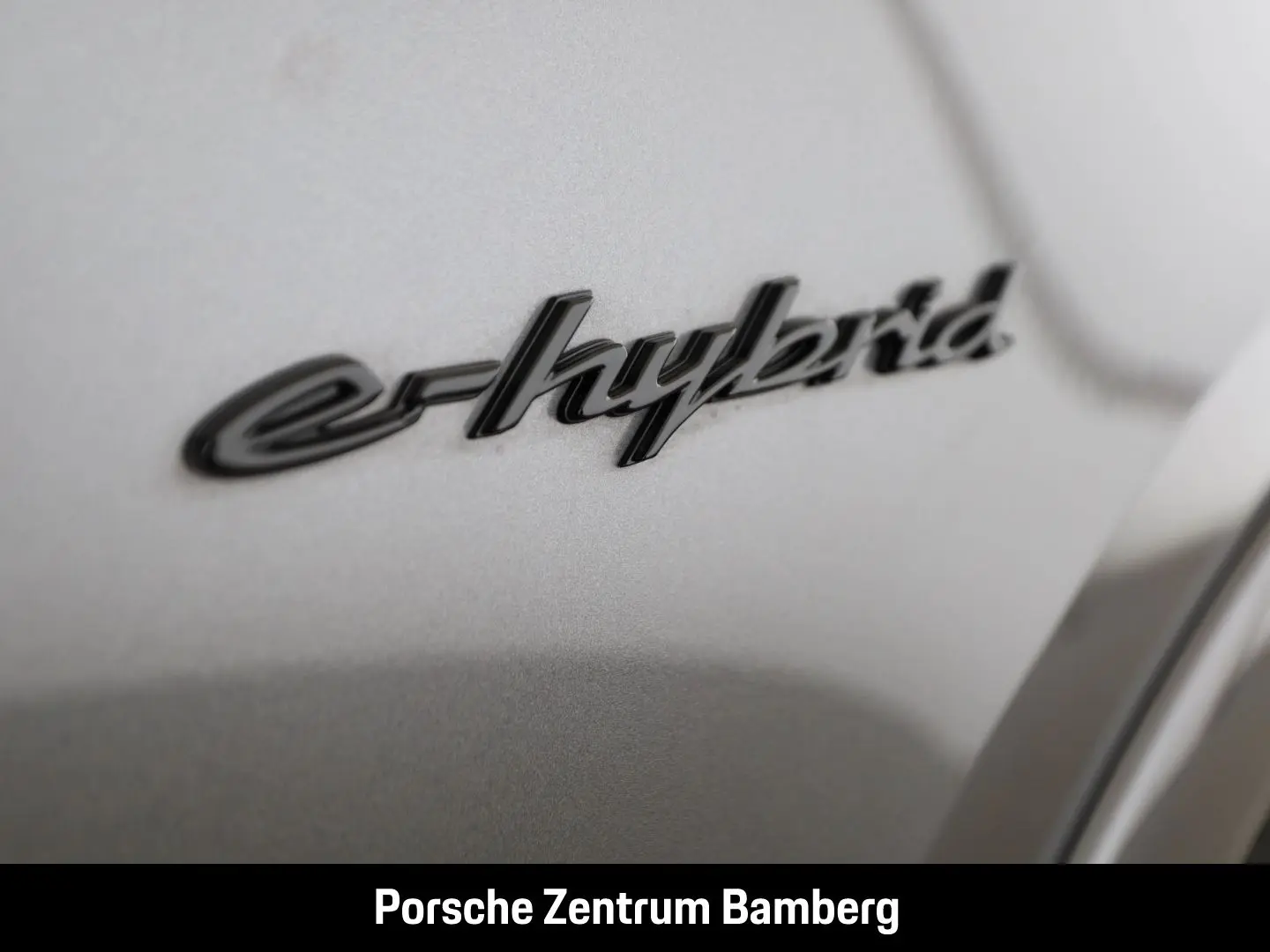 Cayenne E-Hybrid/ Inno-Drive/ Burmester/ Sport D