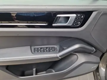 Cayenne Pano 360° Luft Bose Chrono Matrix 14w 21